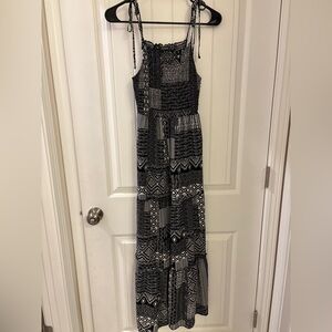 Wild Fable Black and White Geometric Maxi Dress